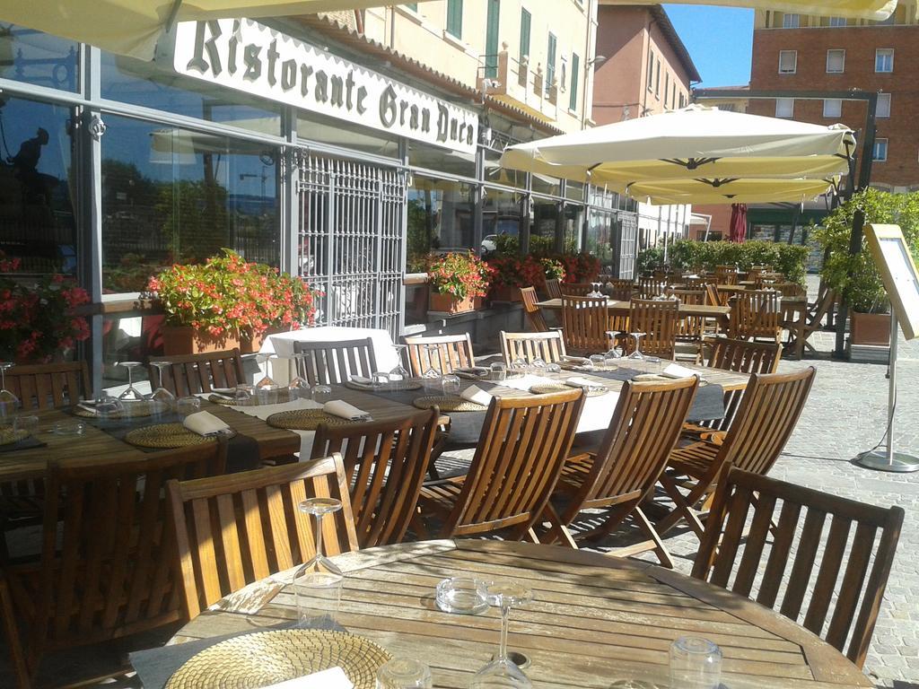 Hotel Gran Duca Livorno Exterior photo