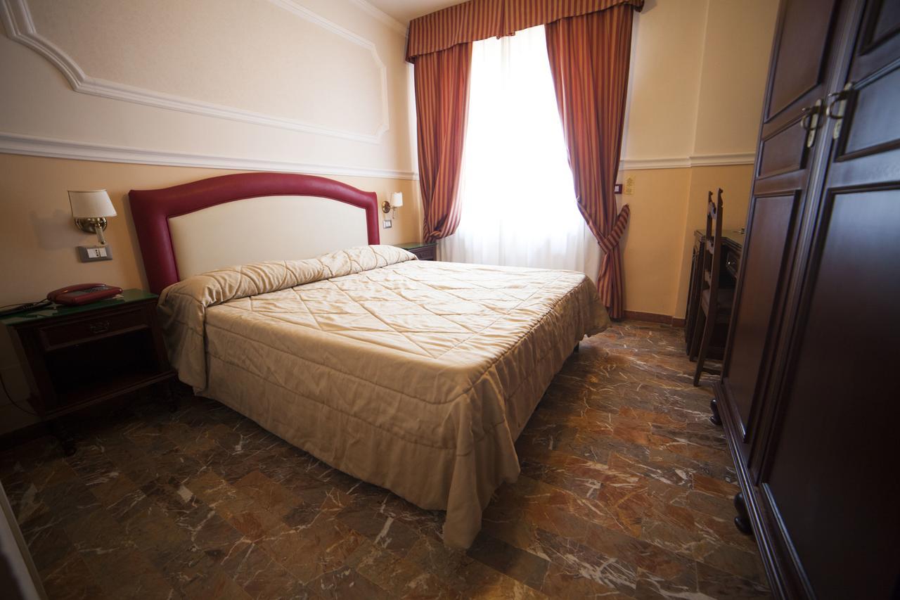 Hotel Gran Duca Livorno Exterior photo